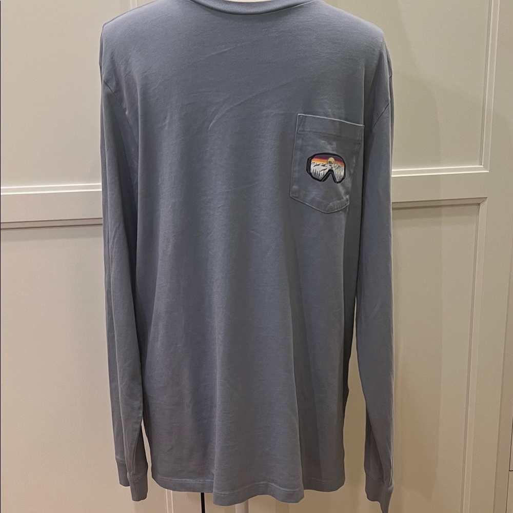 NWOT Vineyard Vines Men's Periwinkle Blue Long Sleeve Tee with Pocket
